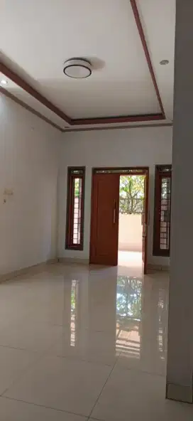 Jual Rumah Taman Kopo Indah