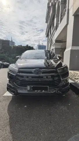 Innova Reborn V AT Diesel 2017