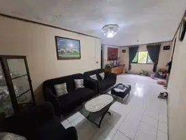 Hitung Tanah ! Rumah Mungil Luas Bisa Dijadikan Kost Kostan di Cijagra