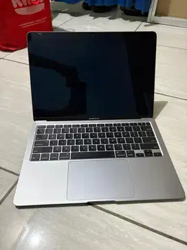 Dijual Macbook Air M1 2020