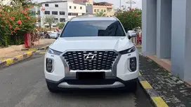 Hyundai Palisade Signature 2.2 Diesel Panoramic Sunroof 2022 Like New