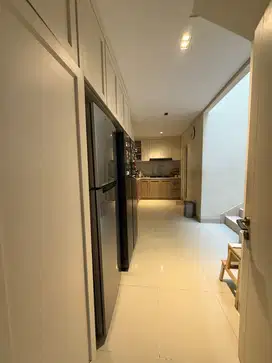RUMAH MEWAH FULL FURNISHED LAKE VIEW  Mozart Gading Serpong