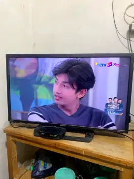TV led sharp 32 (analog)