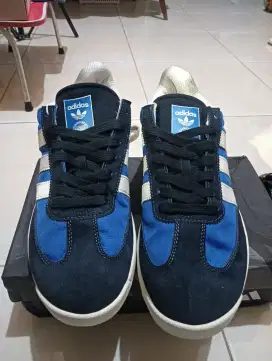 Adidas SL 72 like new