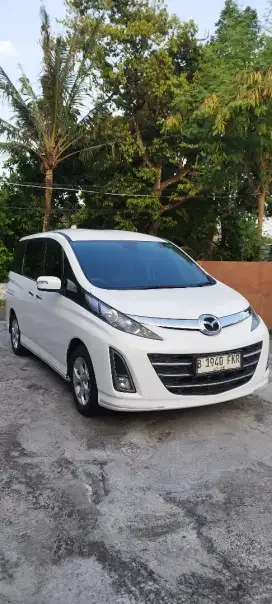 Mazda Biante th 2013 pajak baru