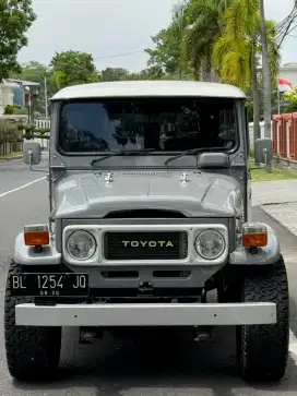 Land Cruiser Hartop FJ40
