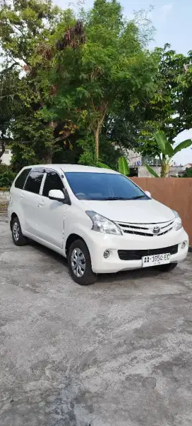 Avanza e th 2015 plat AA PJK baru