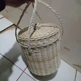 keranjang rotan