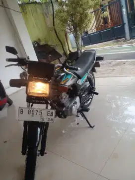Di jual gl max 1992 kondisi seperti di poto minus pajak mati lama