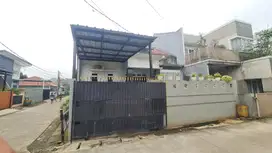 Rumah Dijual di Tangerang Selatan Komplek Lembah Pinus Sasmita Jaya