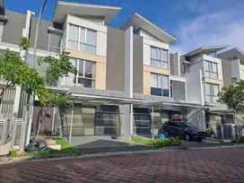 Disewakan rumah mewah siap huni view golf PIK 2 jakarta