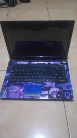 Laptop Asus a43s nominus pemakaian aja kelengkapan lengkap mahar 1,200