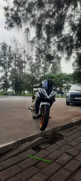 CBR150R 2017 pajak hidup ss lengkap faktur ada
