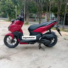 Honda Vario 160 CBS tahun 2022 cash & credit