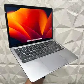 MacBook Air 13” 2020 • core i3 • 8/256 • (MWTJ2)