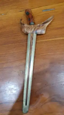 Keris pusaka bandotan tangguh cirebon sepuh