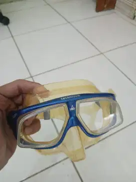 Kacamata diving mask bekas