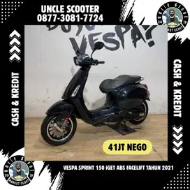 Vespa Sprint IGET ABS 2021 Black Glossy Mulus