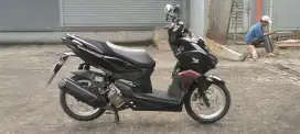 Vario 160 cbs hitam