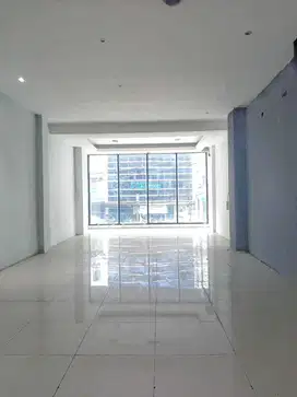Dijual Ruko 3 Lantai Plus Rooftop Di Lokasi Strategis