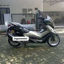 Yamaha nmax hitam tahun 2016 cash & credit