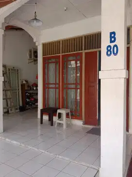 rumah minimalis keren di komplek Harmoni Pamulang