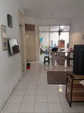 Rumah minimalis siap huni - Tangerang Selatan