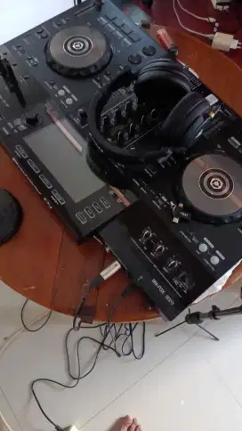Di jual alat DJ pioneer.. Tipe XDJ-RR.. BARU 3 BULAN PAKAI