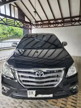 Dijual Kijang Innova 2.0 Bensin AT otomatis th 2014 type V