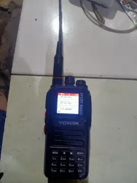 Jual ht merk wearcom 88plus sport radio baru 3 bulan pake komplit