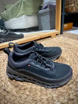 On Cloudaway 2 – Original, size 42 - Kondisi Seperti Baru
