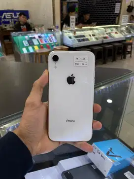 Iphone XR 128GB Second LIKE NEW