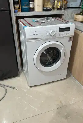 Mesin cuci polytron second like new