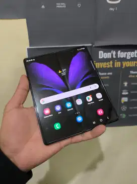 Samsung galaxy z fold 2 12/256 gb