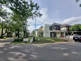 Rumah posisi hook, hadap taman di  Citraland Pekanbaru