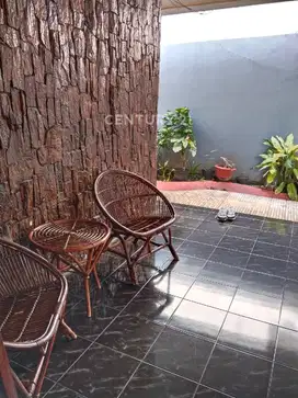 Rumah Lama Cocok Cluster Di Gang Kramat Lokasi Strategis