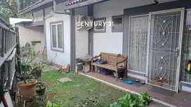 Dijual Cepat Rumah Terawat Tanah Luas Strategis Ciputat Timur