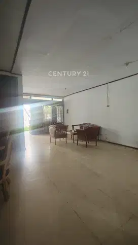 Rumah Lama Lokasi Bagus Di Kayu Putih Jakarta Timur