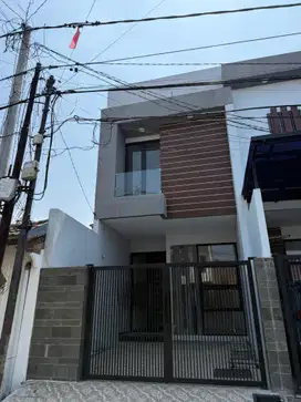 PALING MURAH, BISA KPR, RUMAH KLAMPIS 2 LANTAI STRATEGIS