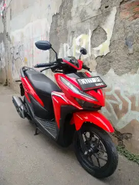 Bissmillah dijual motor Honda Vario LED new 2019
