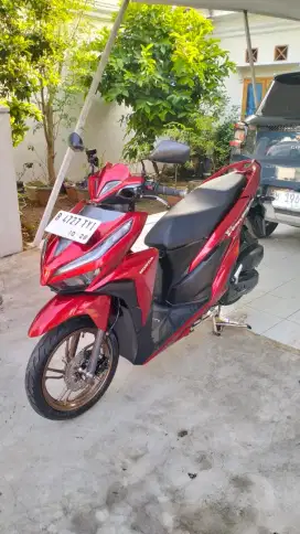 Bissmillah dijual motor Honda Vario LED new 150cc 2018