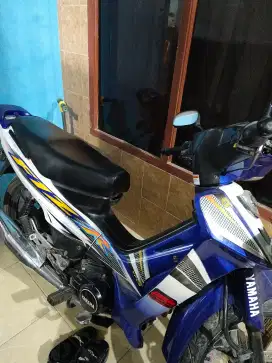 Di jual motor f1zr 2003