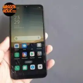 Oppo F9:Ram 4/64 Mulus ori