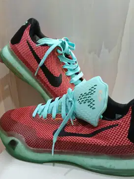 Jual sepatu basket