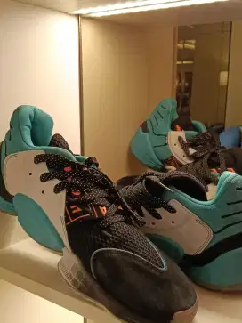 Jual sepatu basket