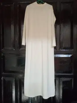 Innee putih bw size xl