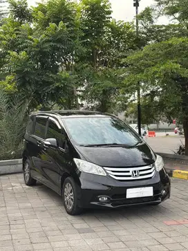 HONDA FREED LAST EDITION 2015