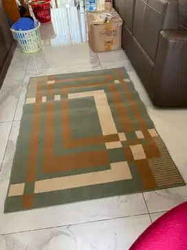 Karpet ukuran 100cm x 80cm