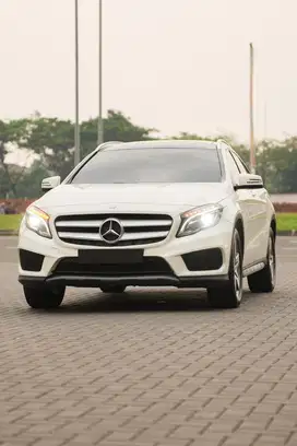Anak Muda! Mercedes Benz GLA200 AMG 2017 Bmw x1