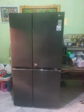 Kulkas 2 Pintu Besar (Side by Side)